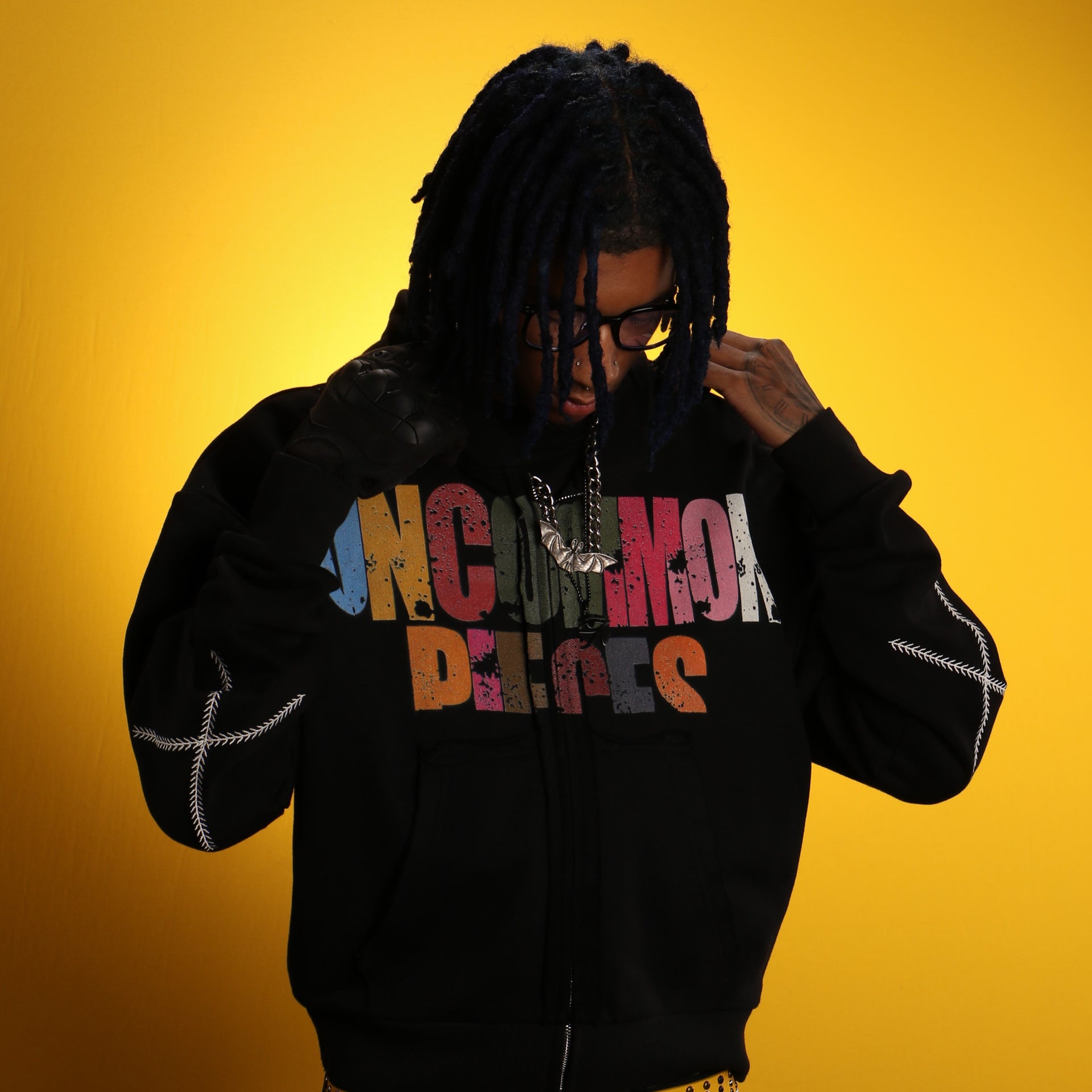 BLACK NEEDLE THREAD HOODIE (BLACK FRIDAY EXCLUSIVE) pre-made